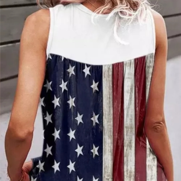 1 L left🎉HP🎉New boutique American flag patchwork tank - Picture 3 of 8